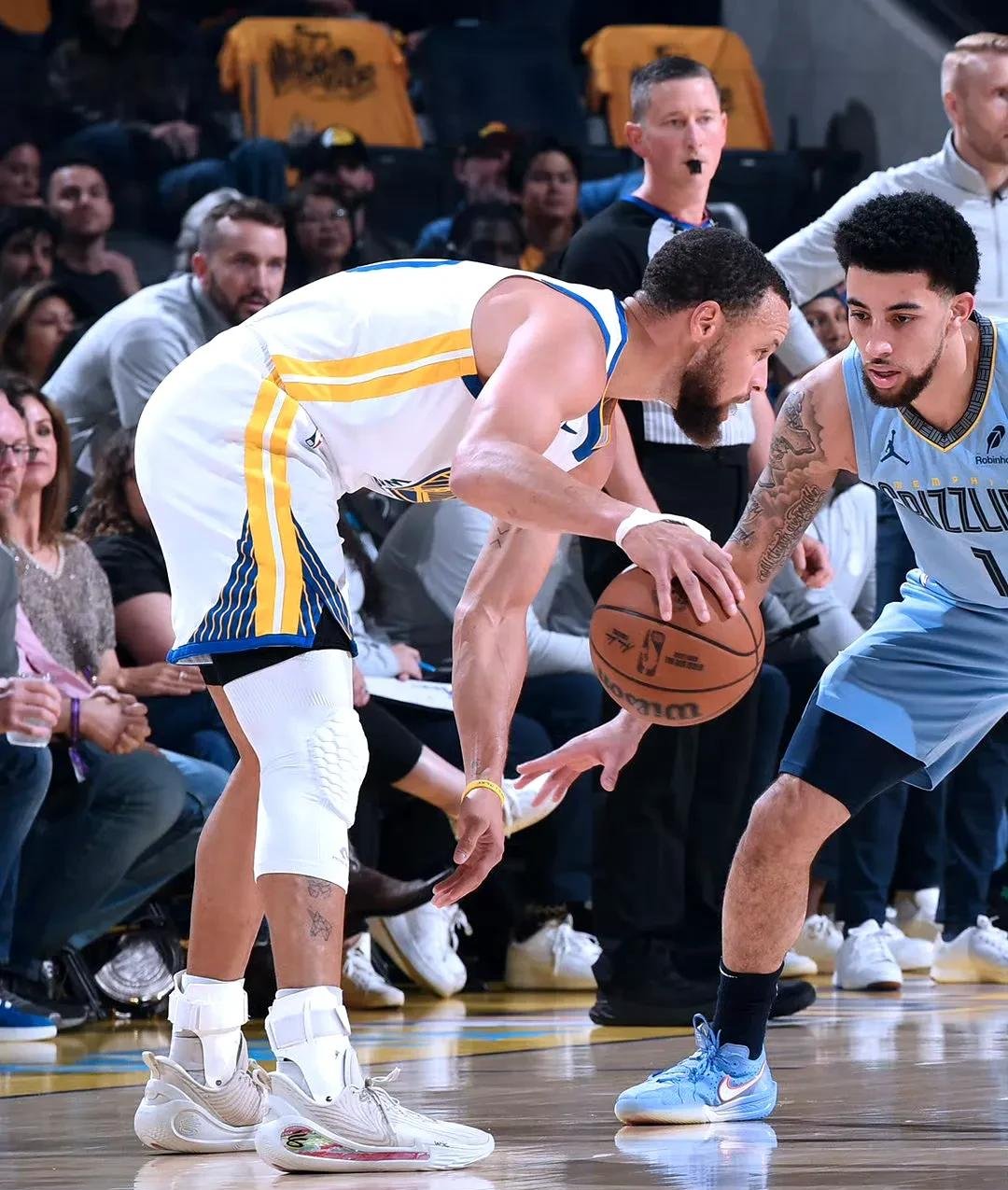 包含赛地聚焦——NBA季后赛窗口期热度飙升，本菲卡遗憾出局，目标明确，更衣室氛围转暖的词条