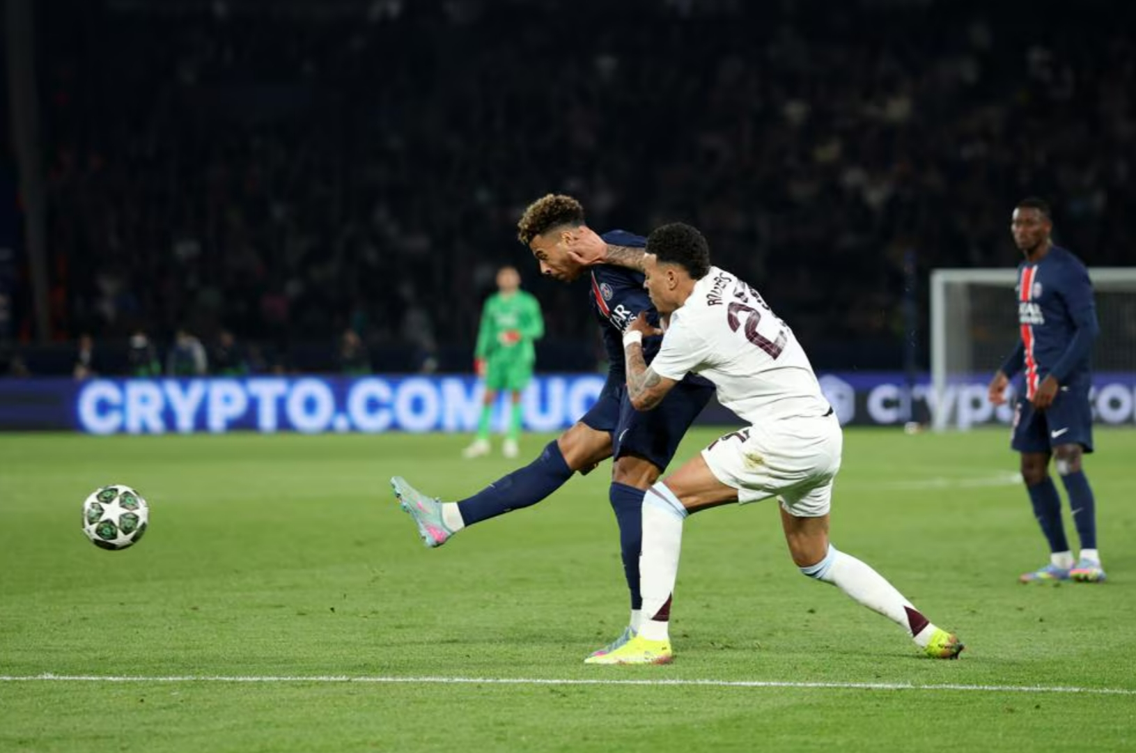 关于冲刺阶段突围战来临，阿斯顿维拉围绕NBA季后赛绝杀压哨，悬念犹存，球队文化再被提及的信息