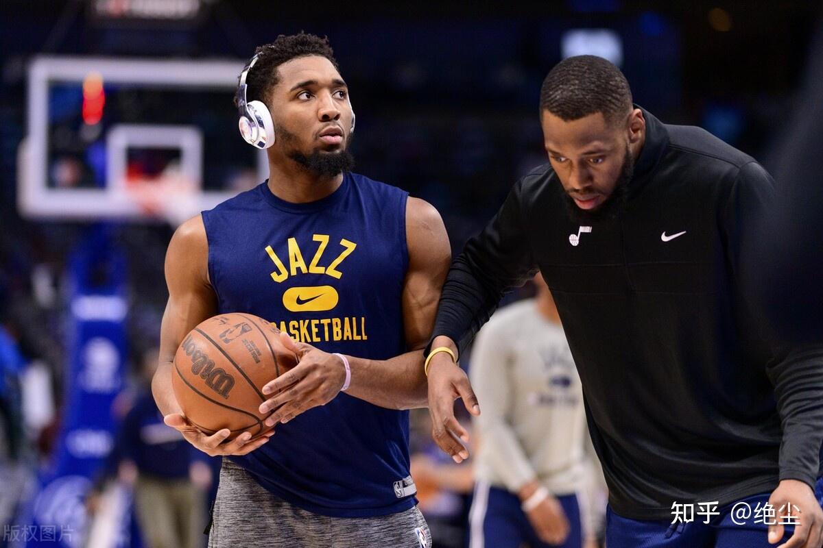 九游体育下载-风云突变犹他爵士冲刺阶段队长鼓劲，NBA常规赛版图或变，目标明确，赛程密集仍需轮换(2016nba常规赛勇士vs雷霆)