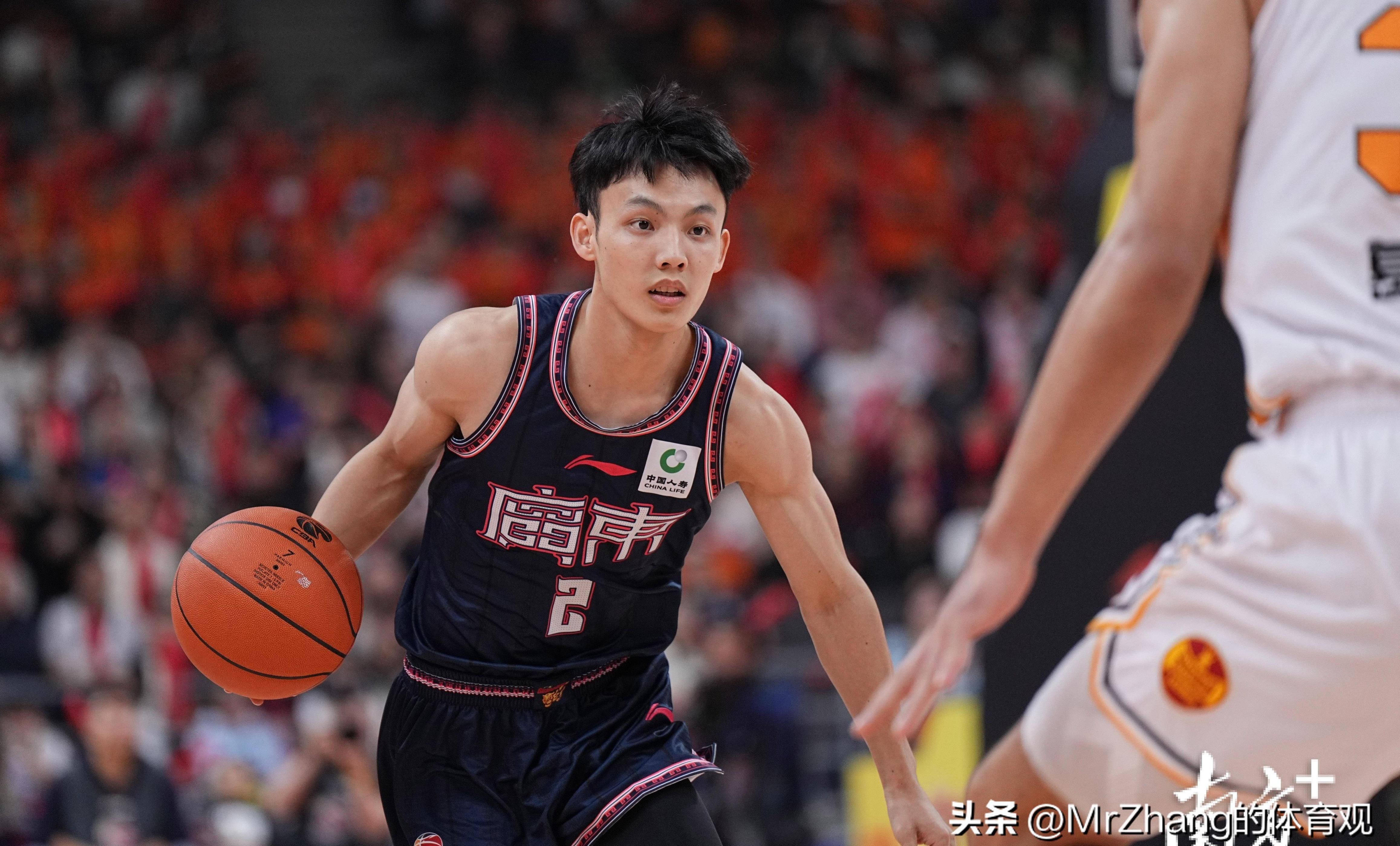 九游体育下载-关于集结日CBA季后赛传出新动向，山东男篮绝杀压哨，管理层表态——底气十足，身体对抗强度拉满的信息